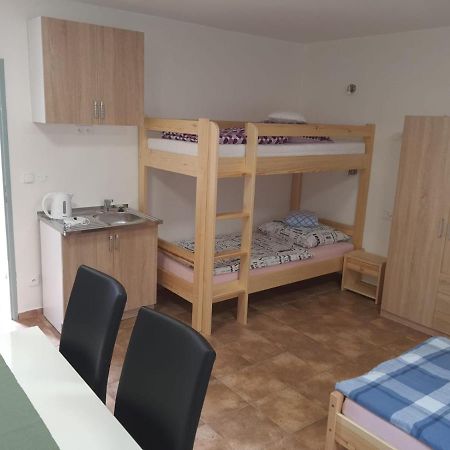Penzion U Pavla Мост Екстер'єр фото